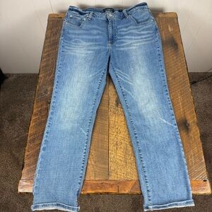 Lucky Brand Emma Crop Jeans 14W Women’s Medium Wash Denim Stretch Casual